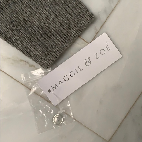 Girls Sweater dress with matching beret - Picture 4 of 5